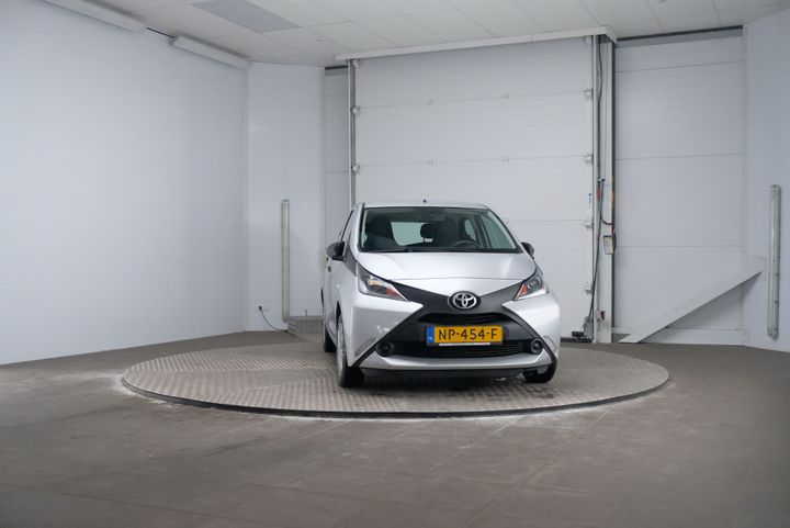 TOYOTA AYGO 2017 jtdkgnec20n250914