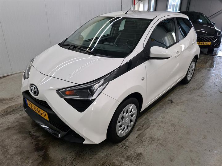 TOYOTA AYGO 2018 jtdkgnec20n401069