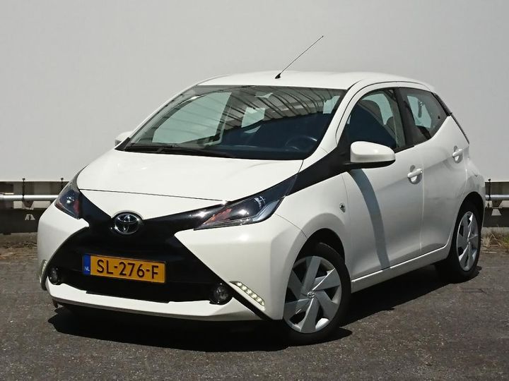 TOYOTA AYGO 2018 jtdkgnec30n337463