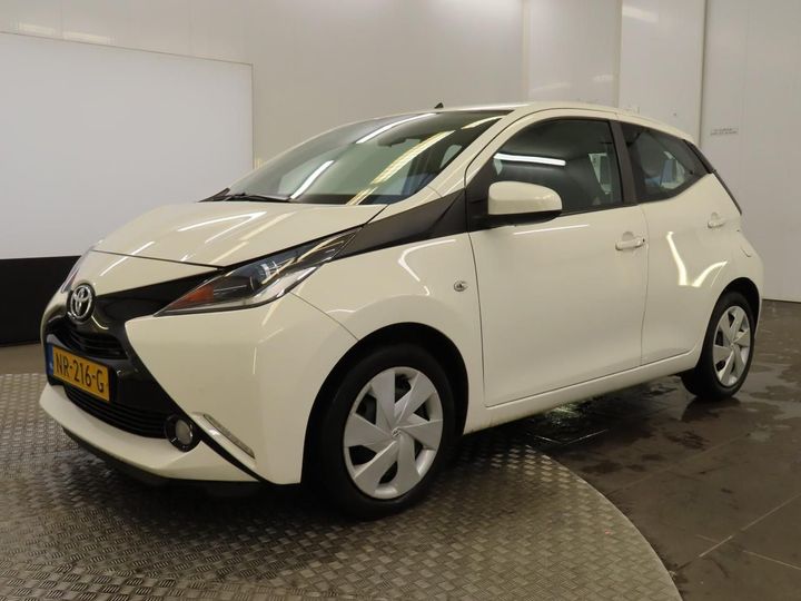 TOYOTA AYGO 2017 jtdkgnec40n215369