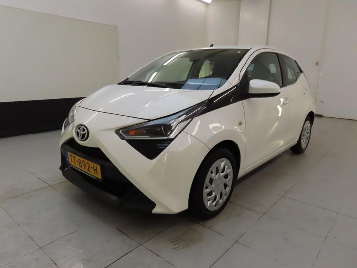 TOYOTA AYGO 2018 jtdkgnec40n361755