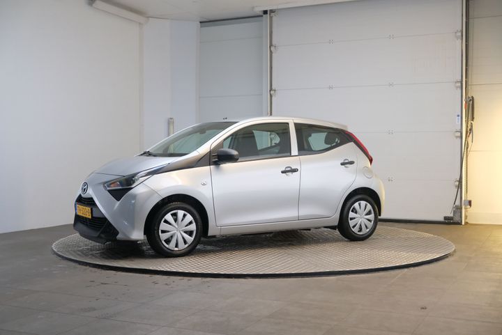 TOYOTA AYGO 2018 jtdkgnec40n363988