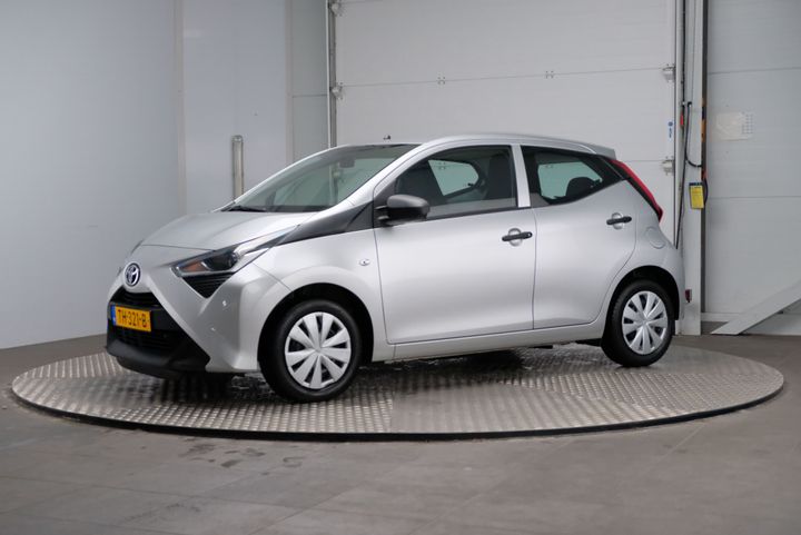 TOYOTA AYGO 2018 jtdkgnec40n364039