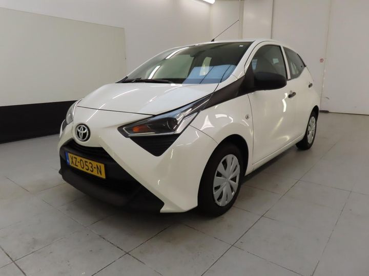 TOYOTA AYGO 2019 jtdkgnec40n445929