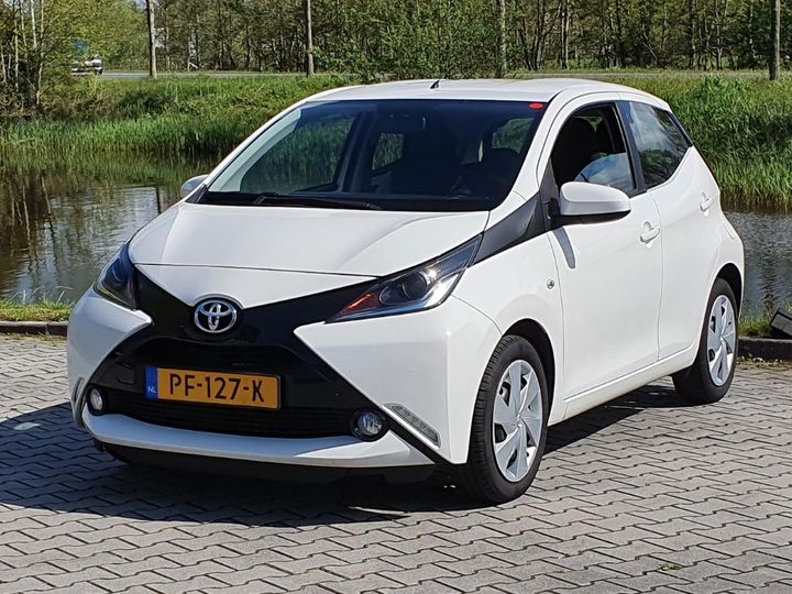 TOYOTA AYGO 2017 jtdkgnec50n273930