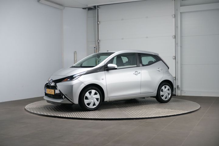 TOYOTA AYGO 2018 jtdkgnec50n296575