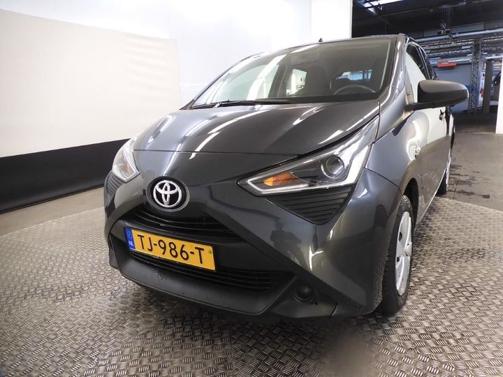 TOYOTA AYGO 2018 jtdkgnec60n356119