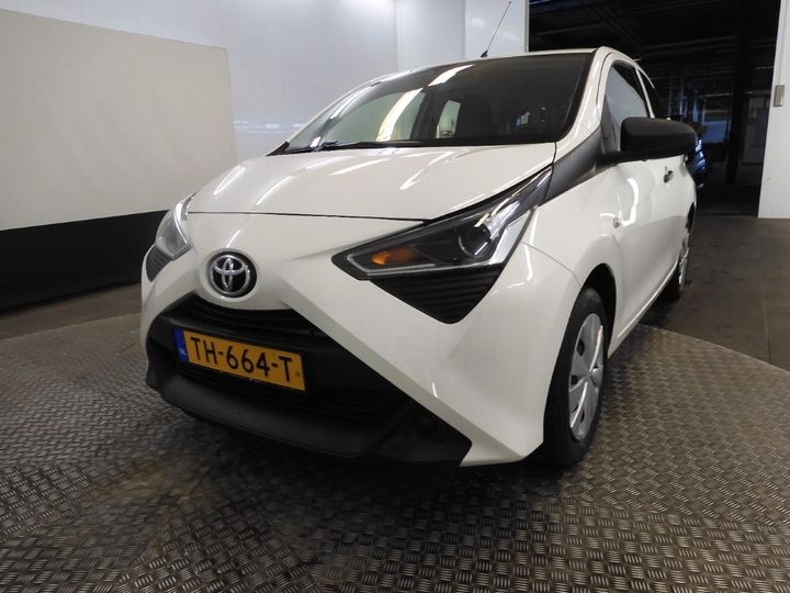 TOYOTA AYGO 2018 jtdkgnec60n371770