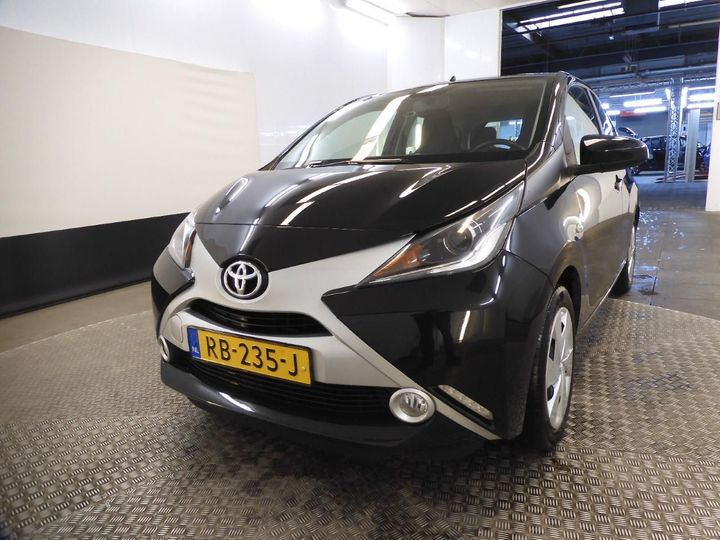 TOYOTA AYGO 2017 jtdkgnec90n295431