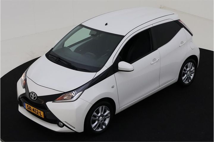 TOYOTA AYGO 2018 jtdkgnec90n298734