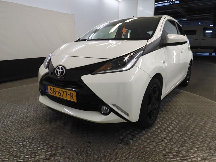 TOYOTA AYGO 2018 jtdkgnec90n318643