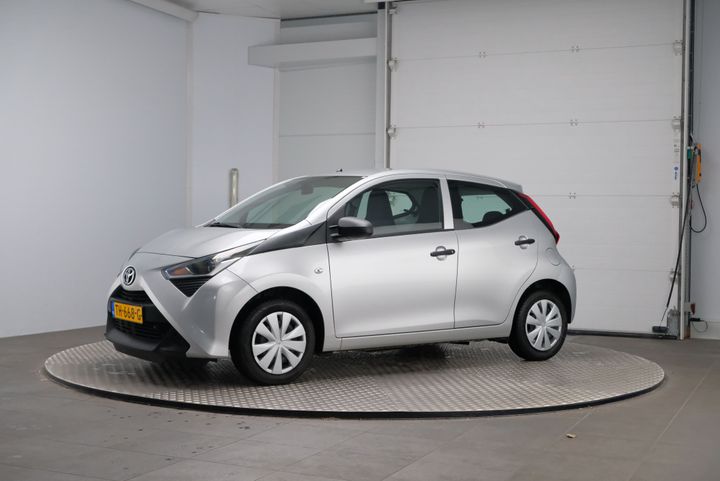 TOYOTA AYGO 2018 jtdkgnec90n363937