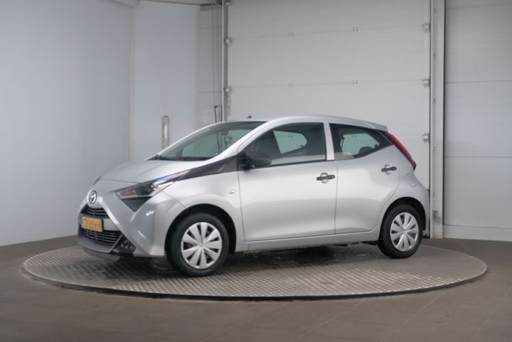 TOYOTA AYGO 2018 jtdkgnec90n388627