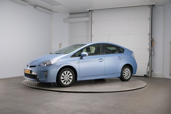 TOYOTA PRIUS 2015 jtdkn36p003076235