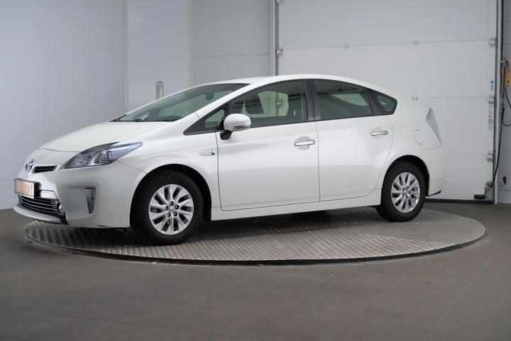 TOYOTA PRIUS 2015 jtdkn36p203075877