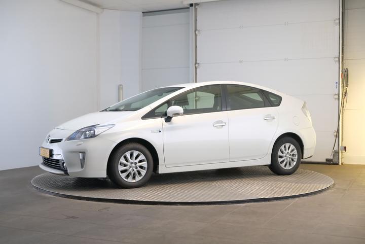 TOYOTA PRIUS 2015 jtdkn36p303075452