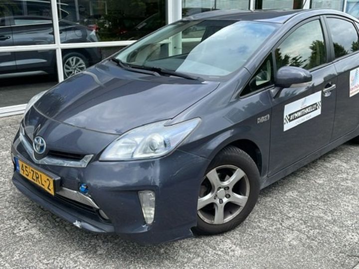 TOYOTA PRIUS 2013 jtdkn36p903021380