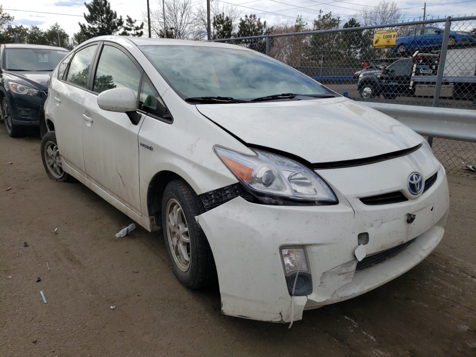 TOYOTA PRIUS 2011 jtdkn3du0b0328255