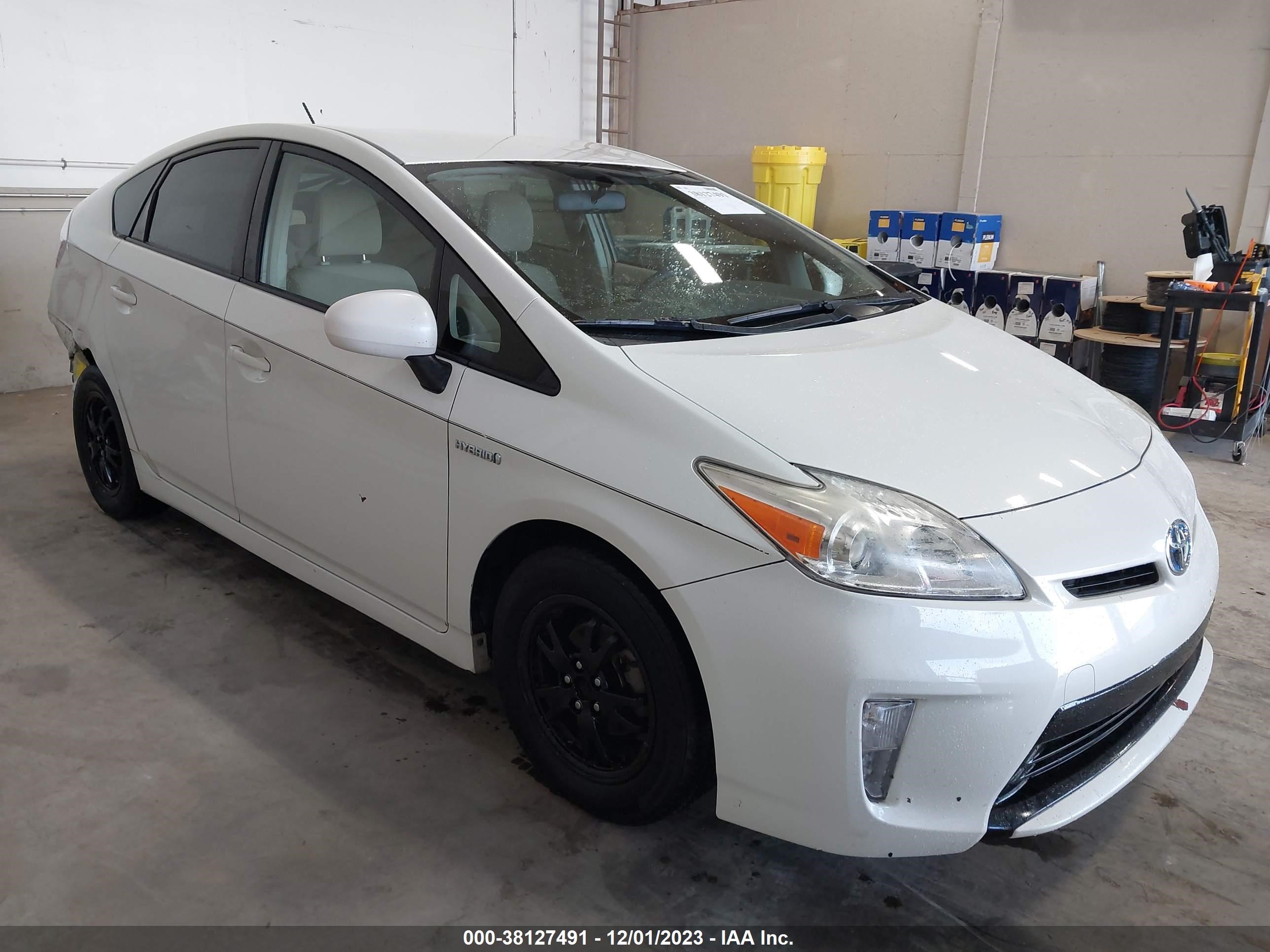 TOYOTA PRIUS 2015 jtdkn3du0f0458705