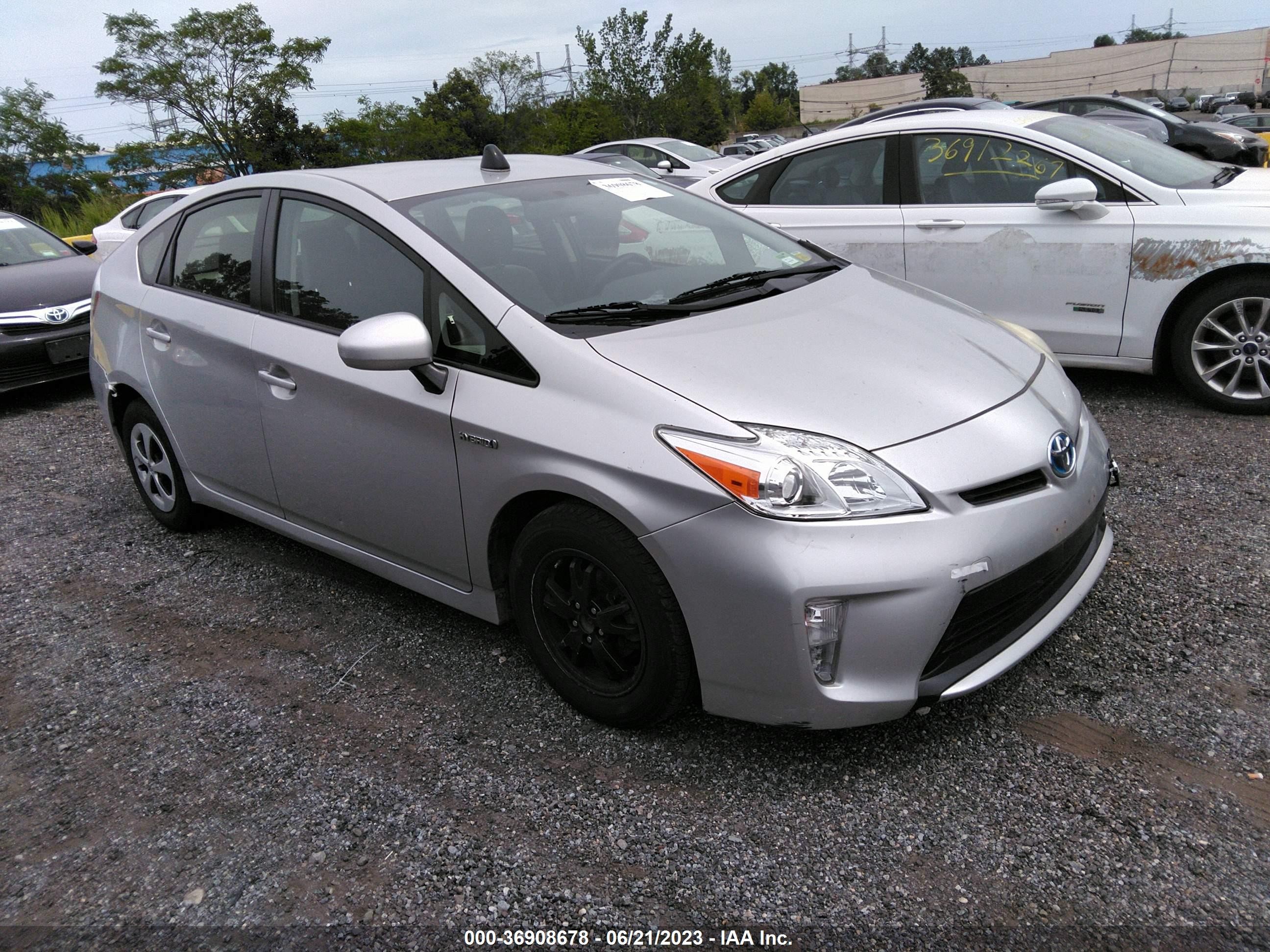 TOYOTA PRIUS 2013 jtdkn3du1d5673946