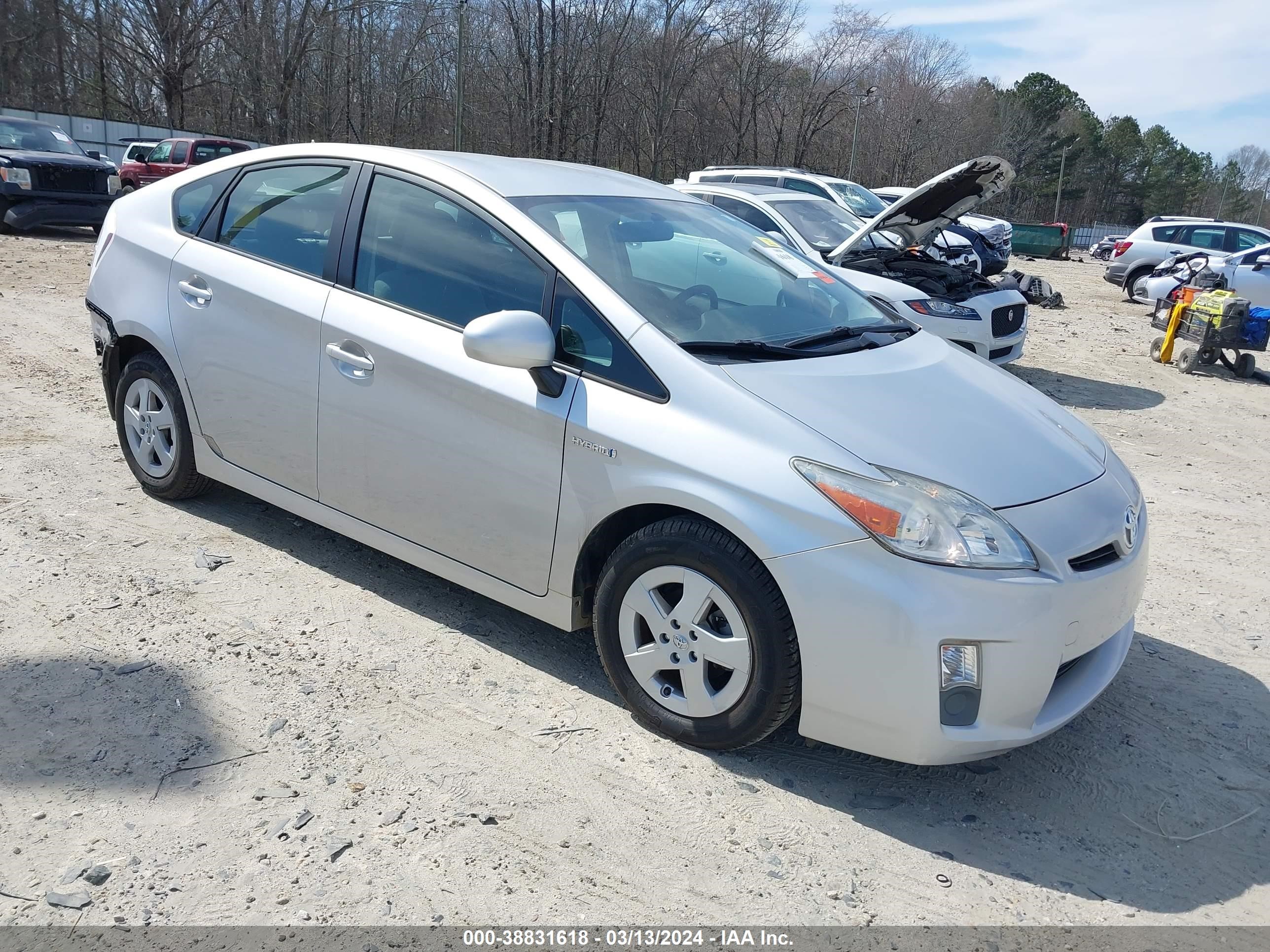 TOYOTA PRIUS 2011 jtdkn3du2b0319248