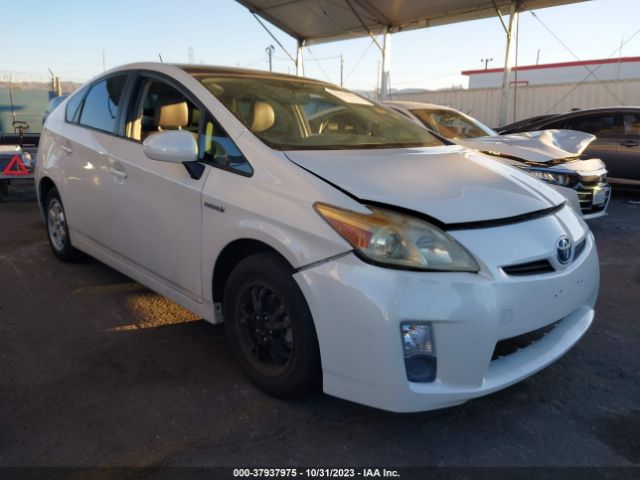 TOYOTA PRIUS 2011 jtdkn3du2b5315641