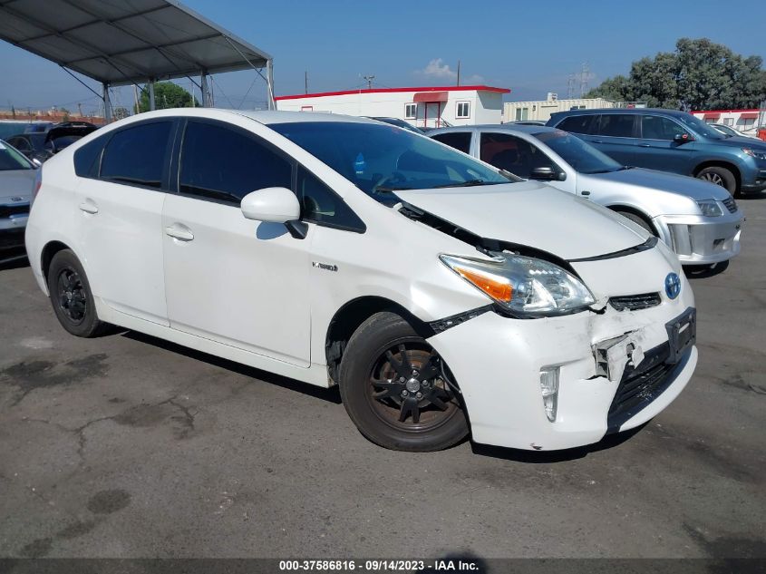 TOYOTA PRIUS 2013 jtdkn3du2d5538362