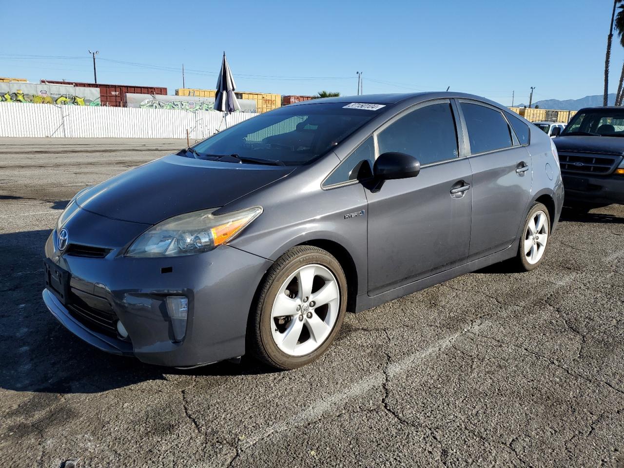 TOYOTA PRIUS 2013 jtdkn3du2d5595421