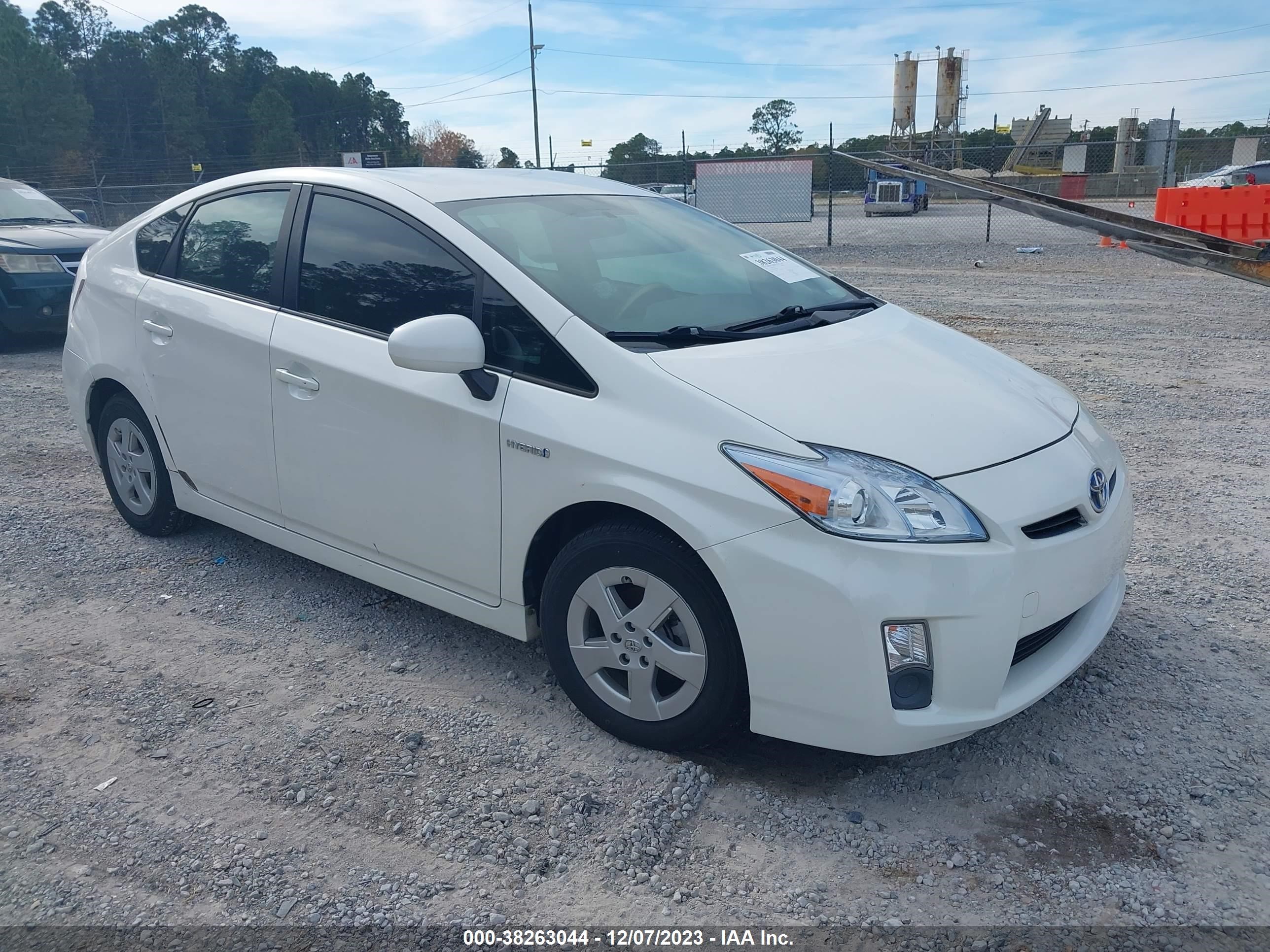 TOYOTA PRIUS 2011 jtdkn3du3b5311209