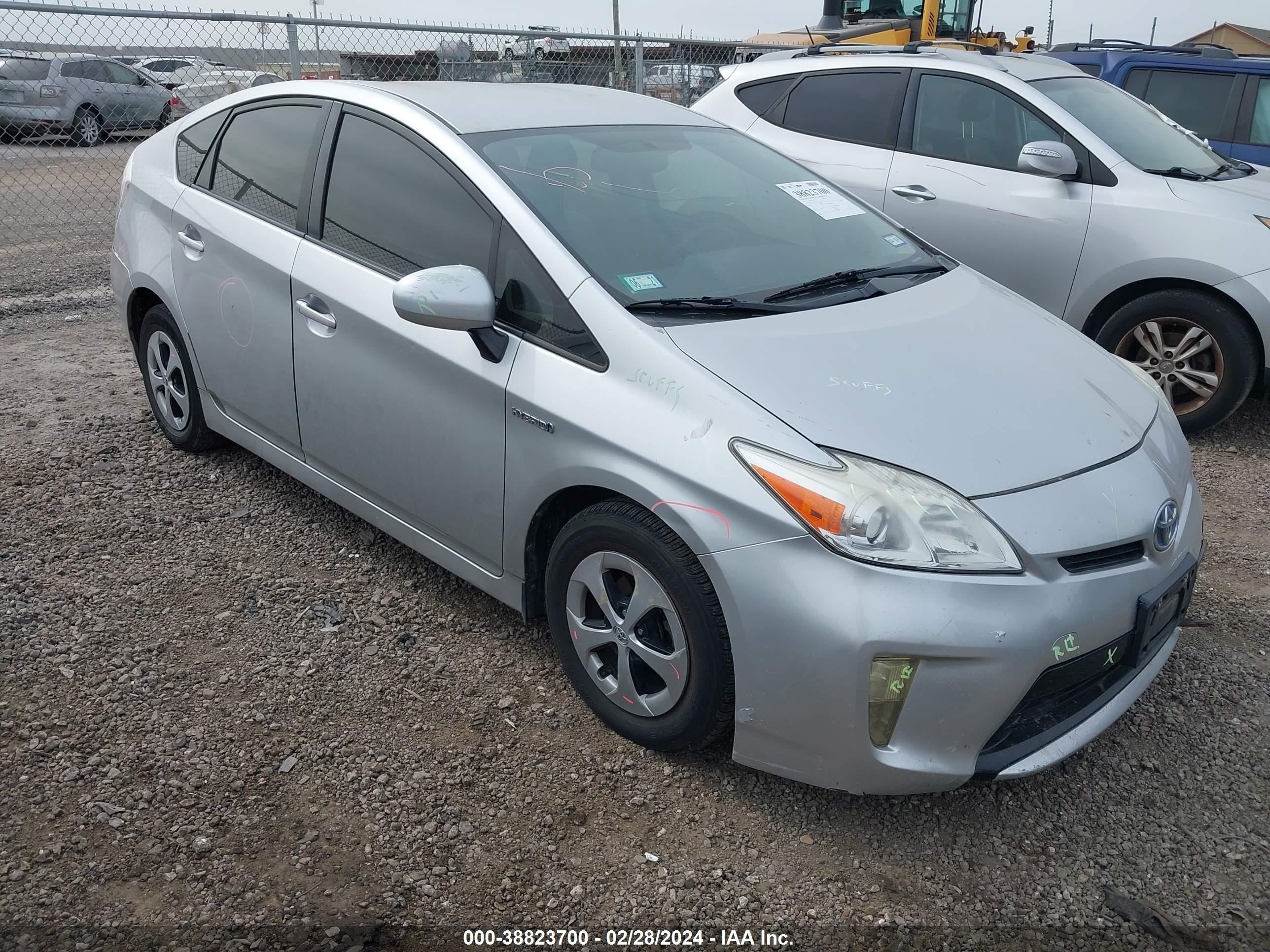 TOYOTA PRIUS 2013 jtdkn3du3d5546101