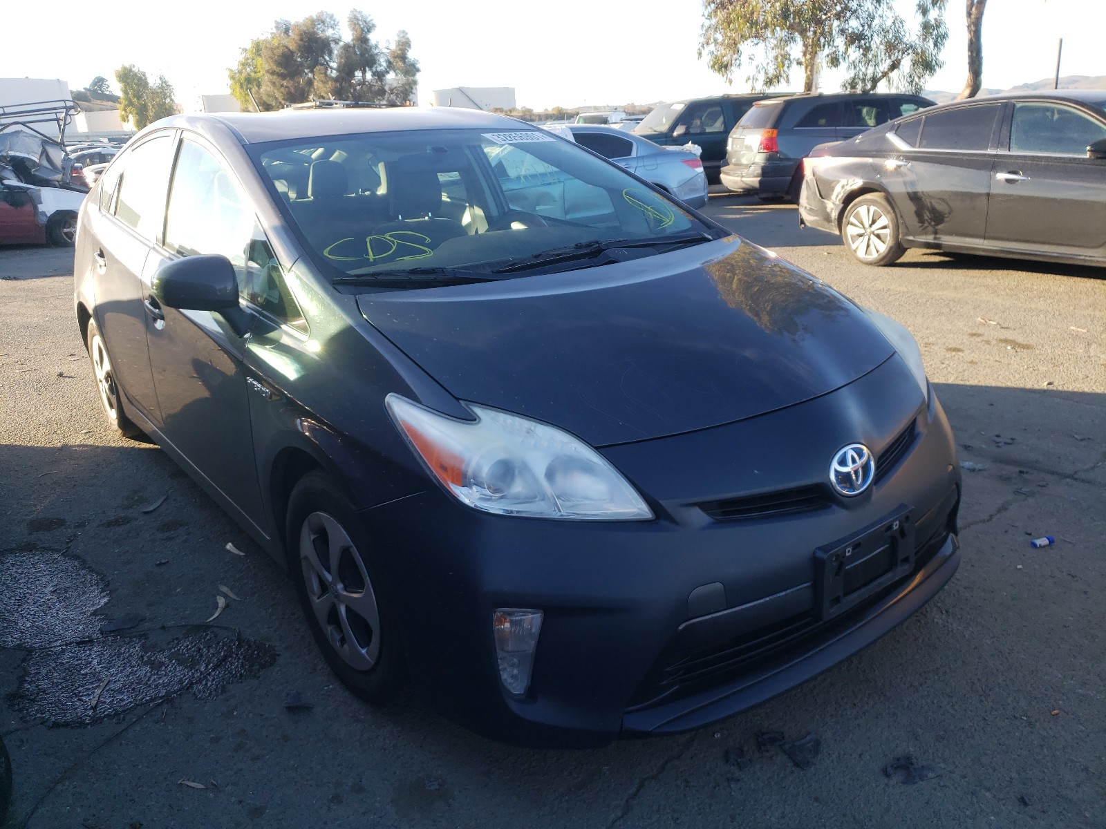 TOYOTA PRIUS 2013 jtdkn3du3d5577395