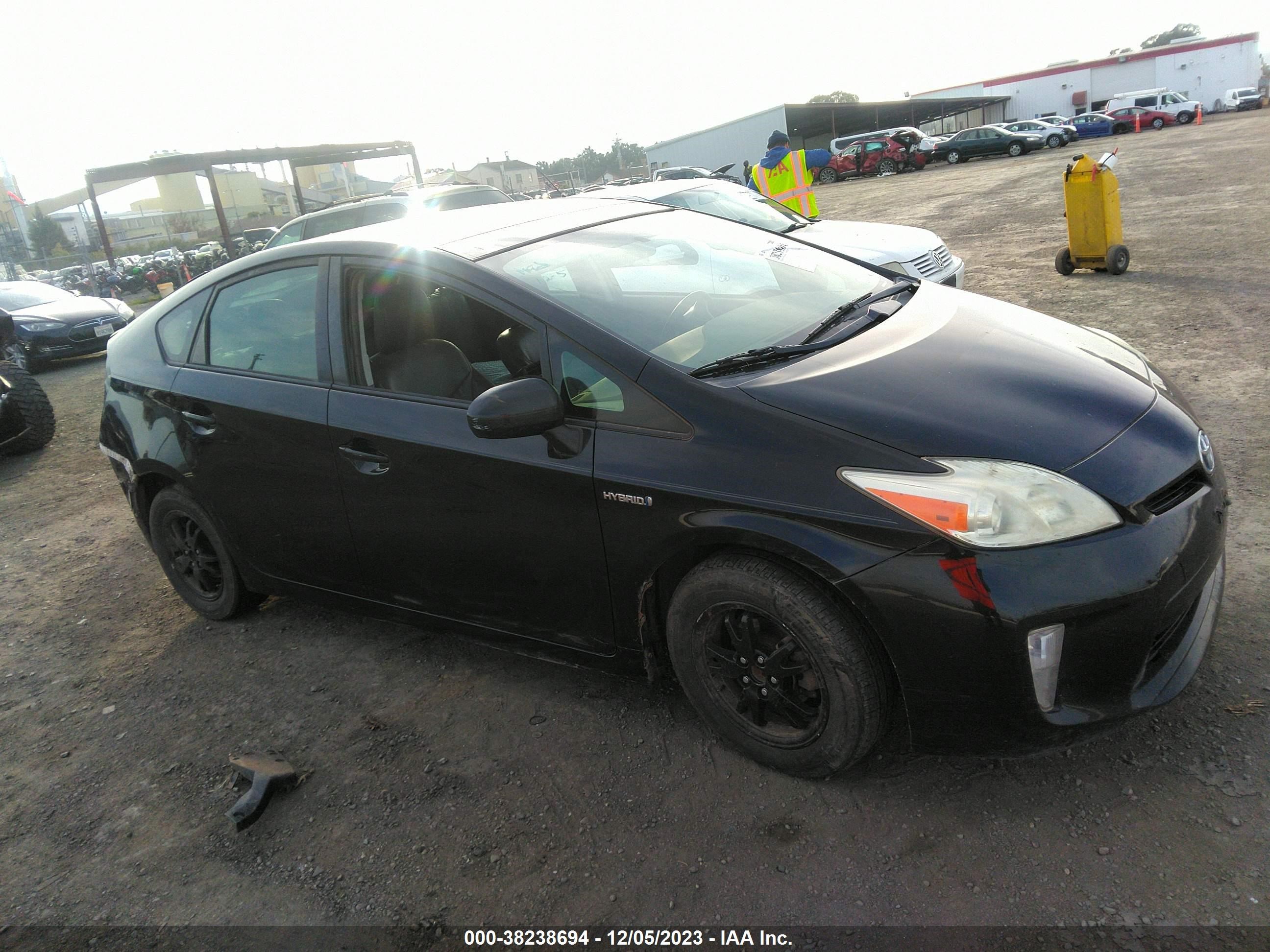 TOYOTA PRIUS 2014 jtdkn3du3e1822091