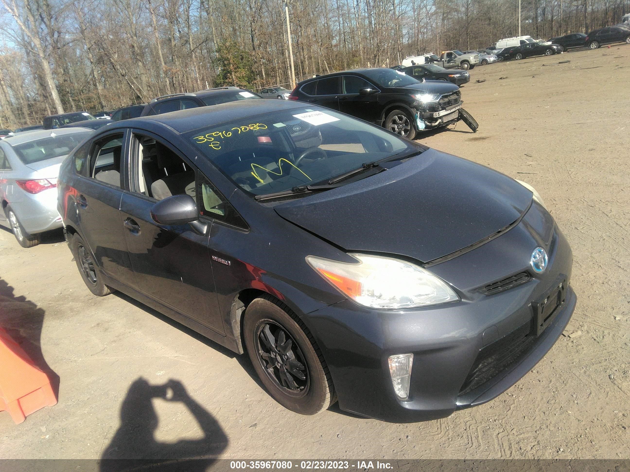 TOYOTA PRIUS 2014 jtdkn3du4e0360582