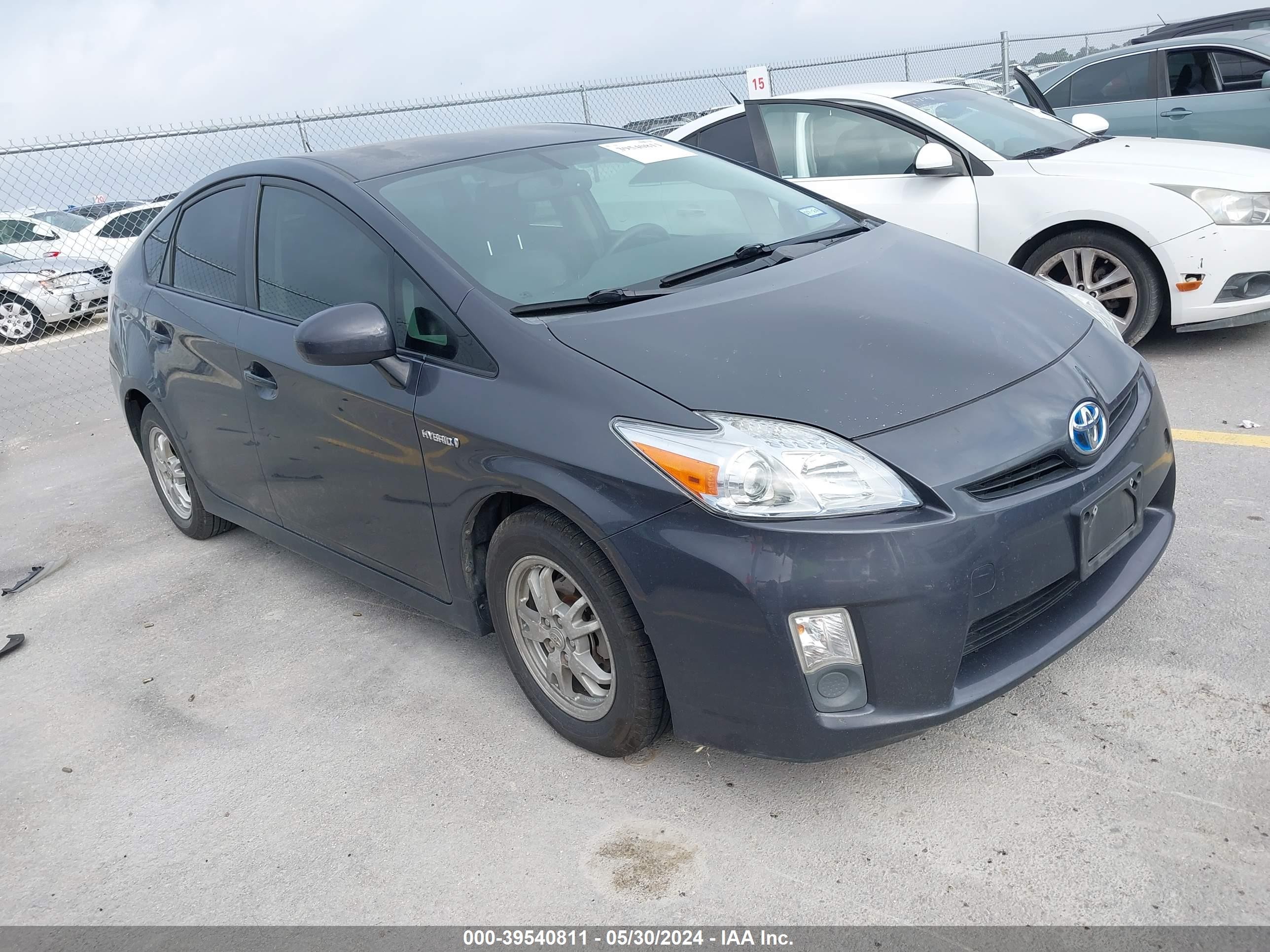 TOYOTA PRIUS 2011 jtdkn3du5b1369023