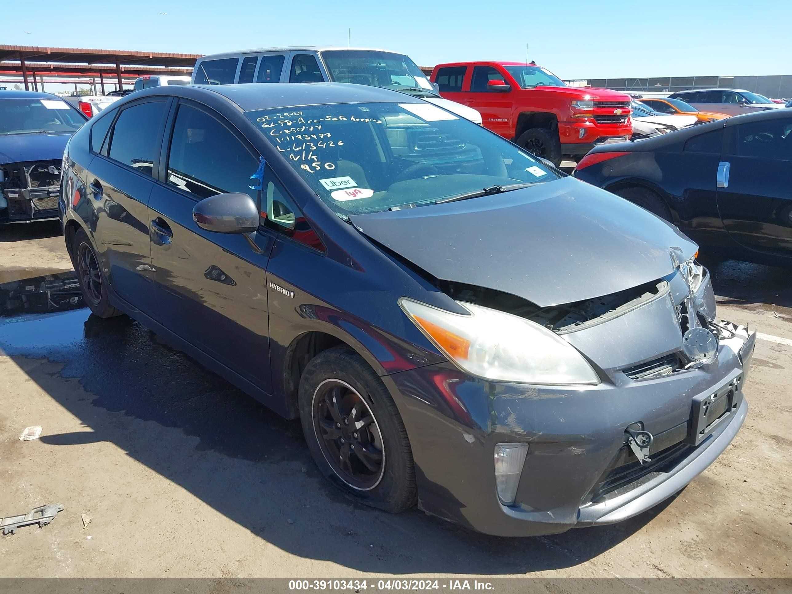 TOYOTA PRIUS 2013 jtdkn3du5d5613426