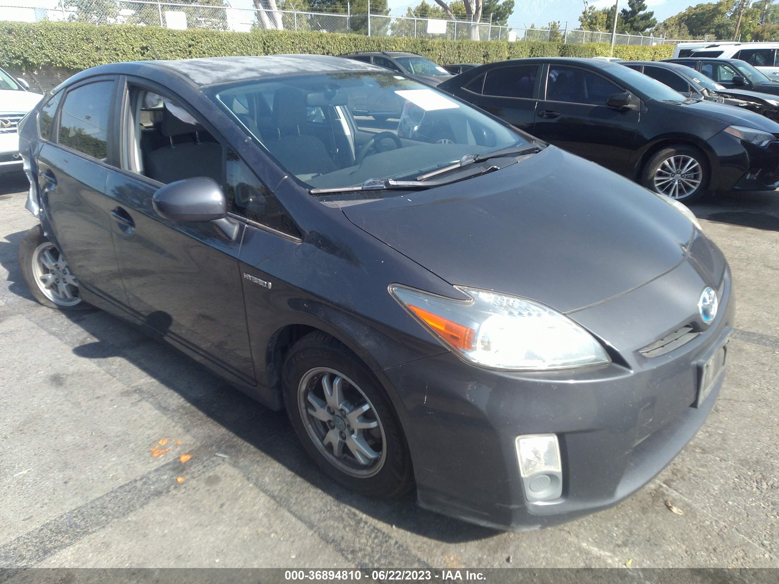 TOYOTA PRIUS 2011 jtdkn3du6b5321197