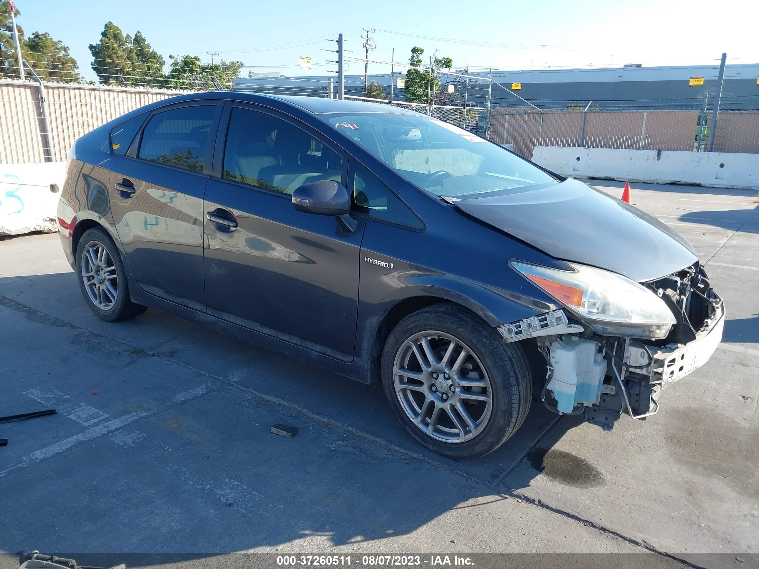 TOYOTA PRIUS 2014 jtdkn3du6e1814471