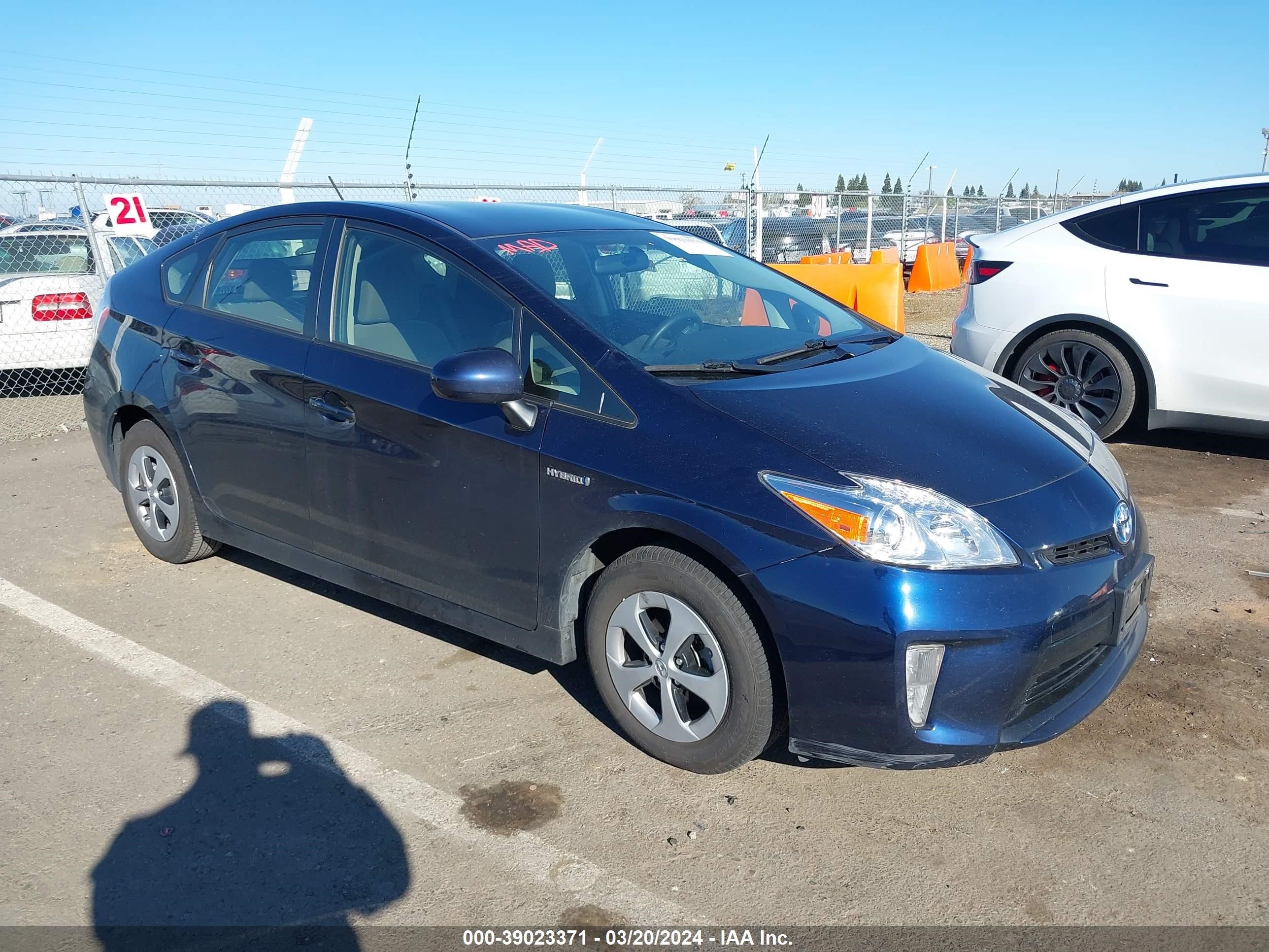 TOYOTA PRIUS 2015 jtdkn3du6f0437681