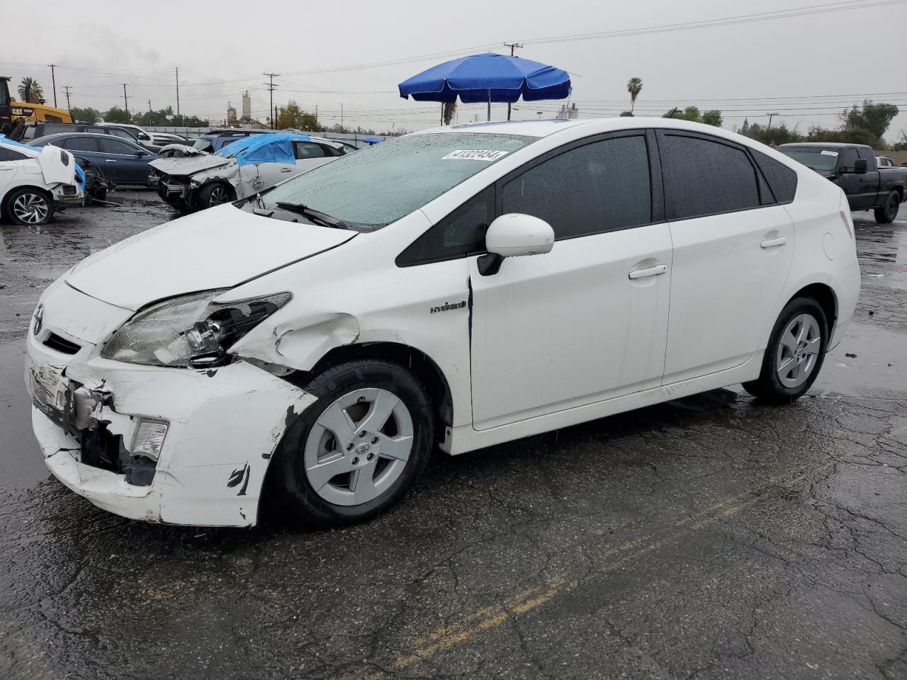 TOYOTA PRIUS 2011 jtdkn3du7b0318841