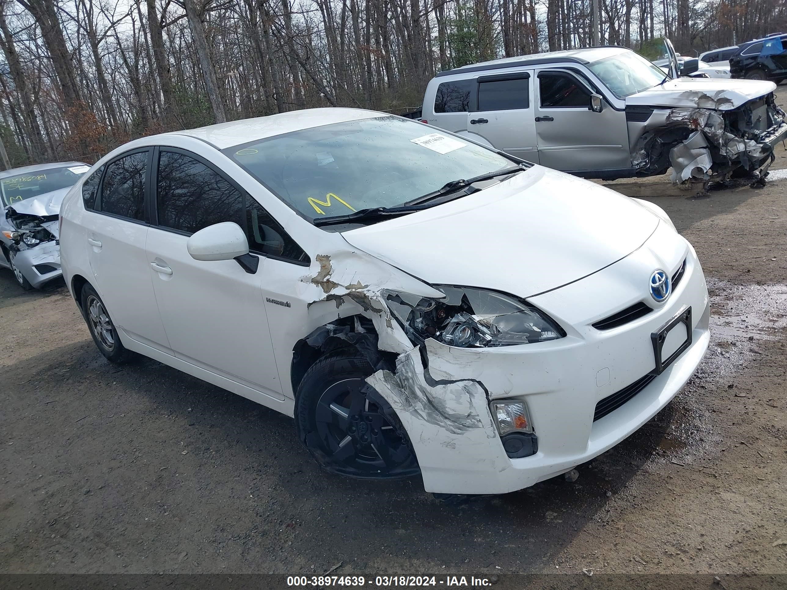 TOYOTA PRIUS 2011 jtdkn3du8b5373060