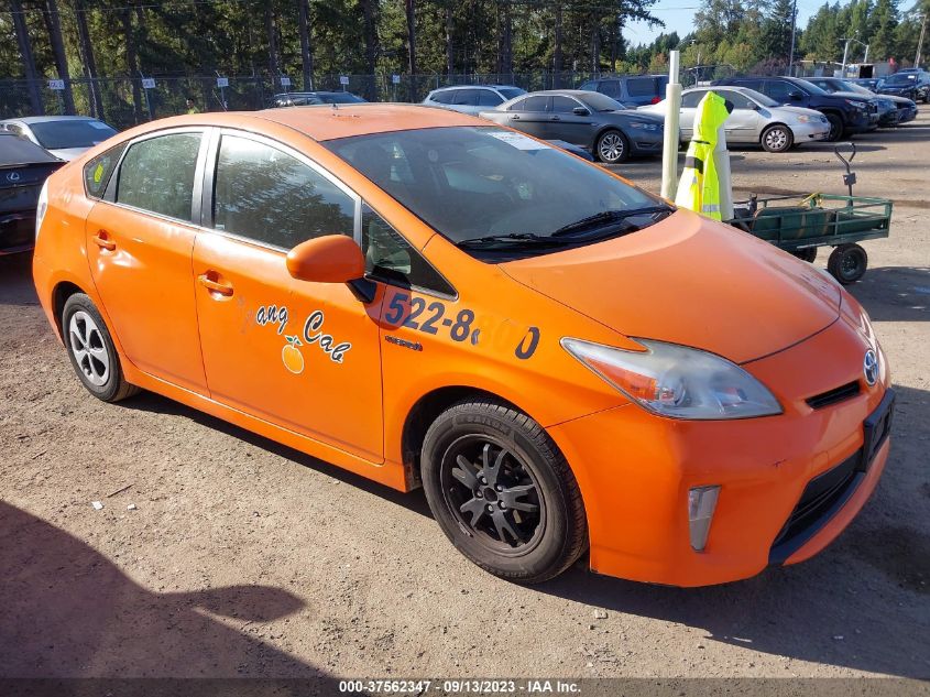 TOYOTA PRIUS 2013 jtdkn3du8d5598940