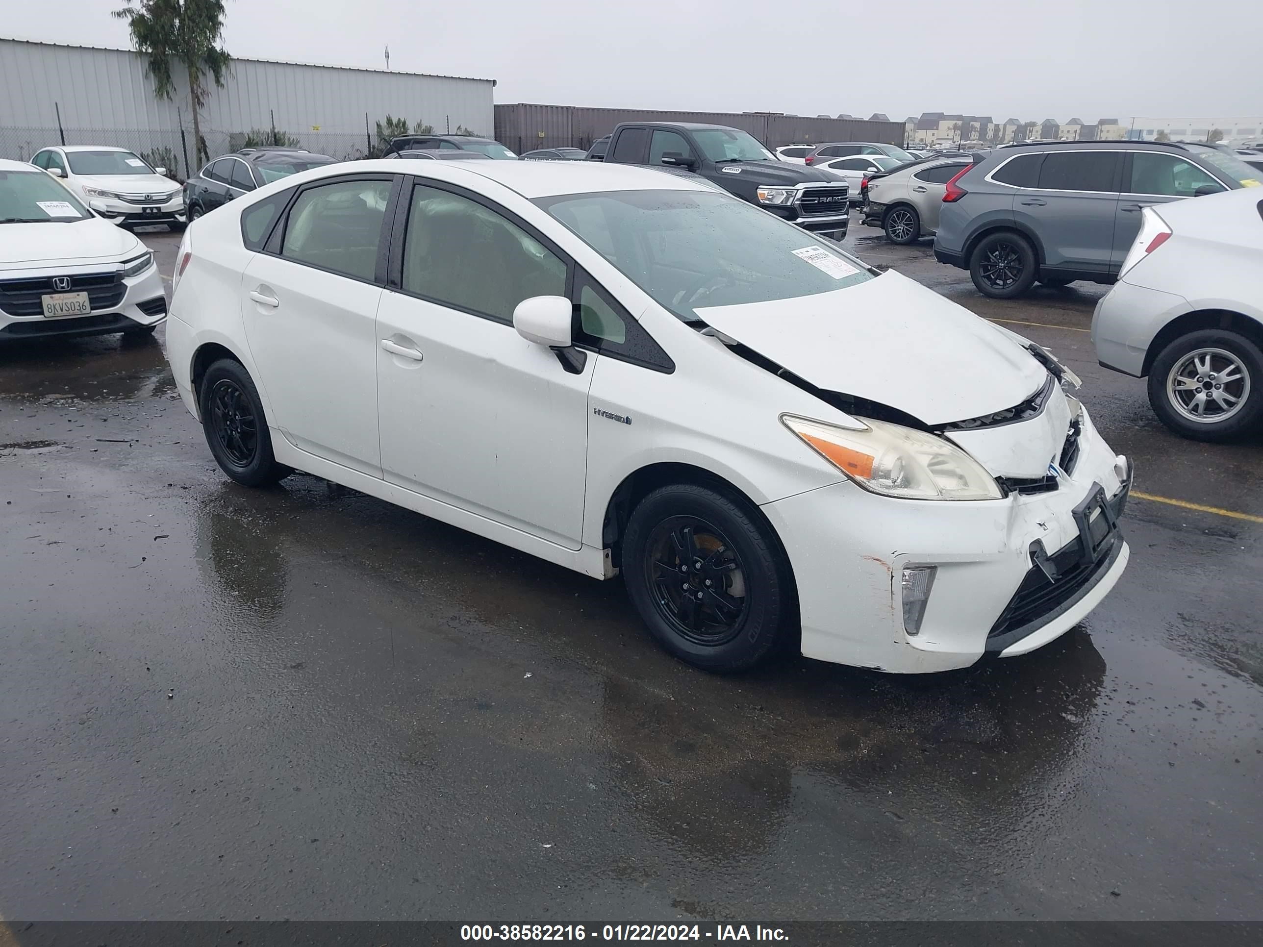 TOYOTA PRIUS 2014 jtdkn3du8e1779125