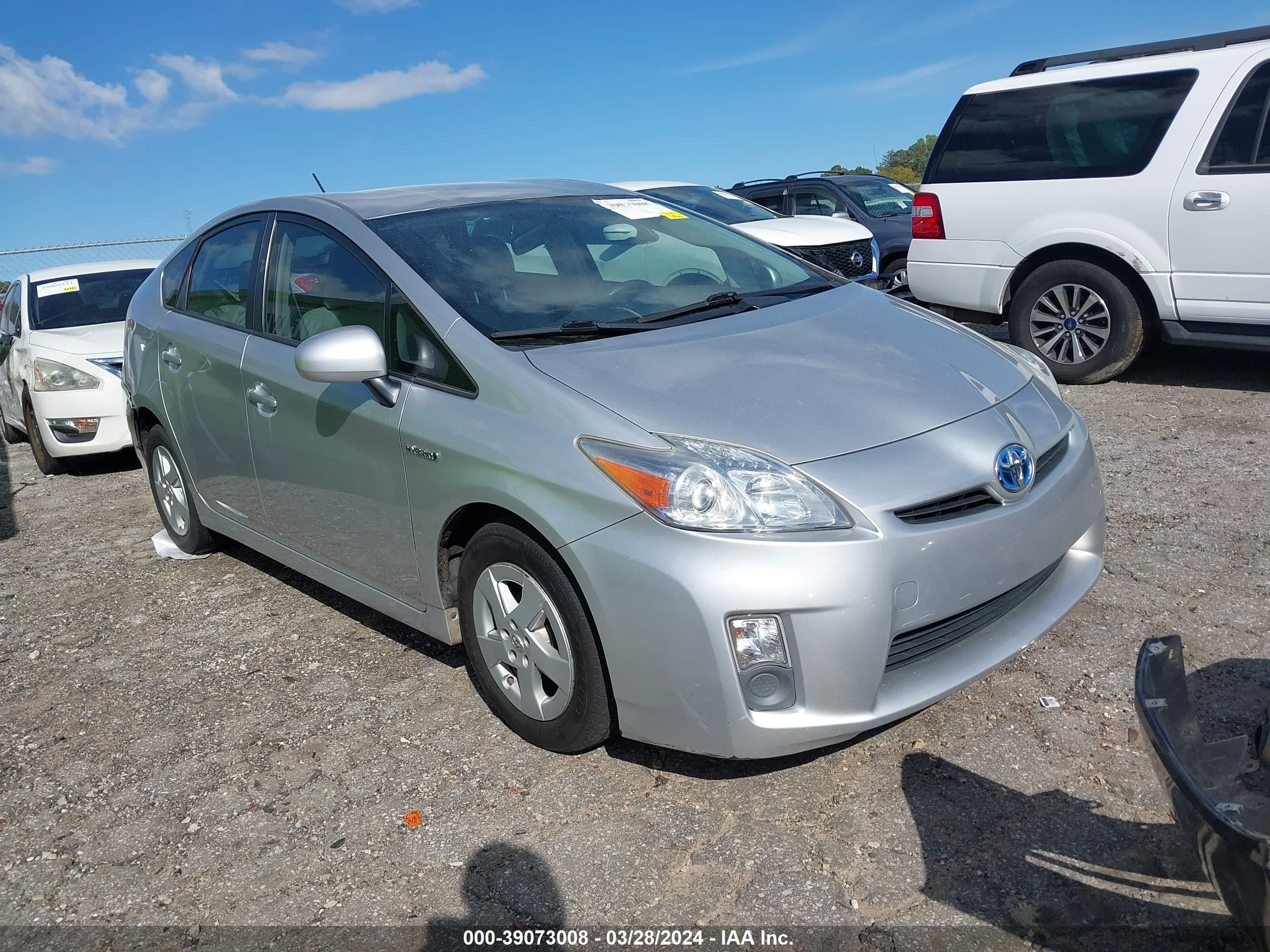 TOYOTA PRIUS 2011 jtdkn3du9b1425948