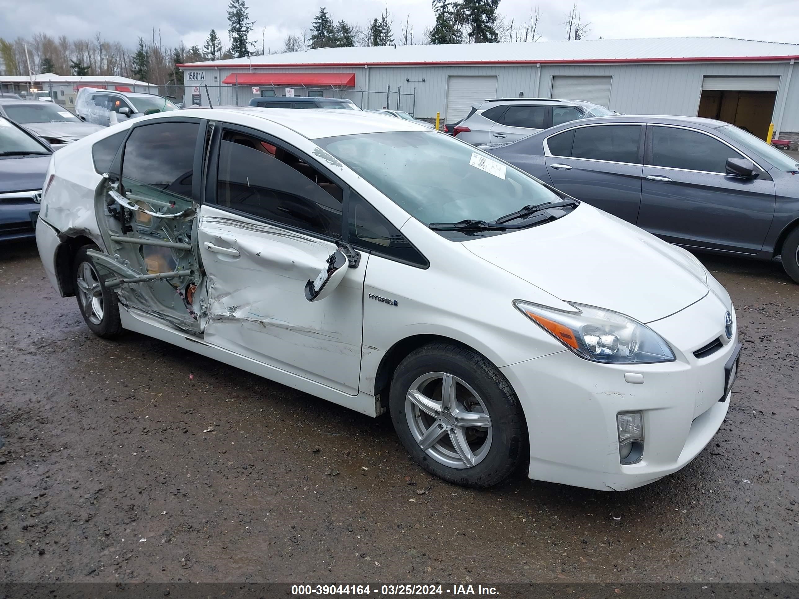 TOYOTA PRIUS 2011 jtdkn3du9b5316995