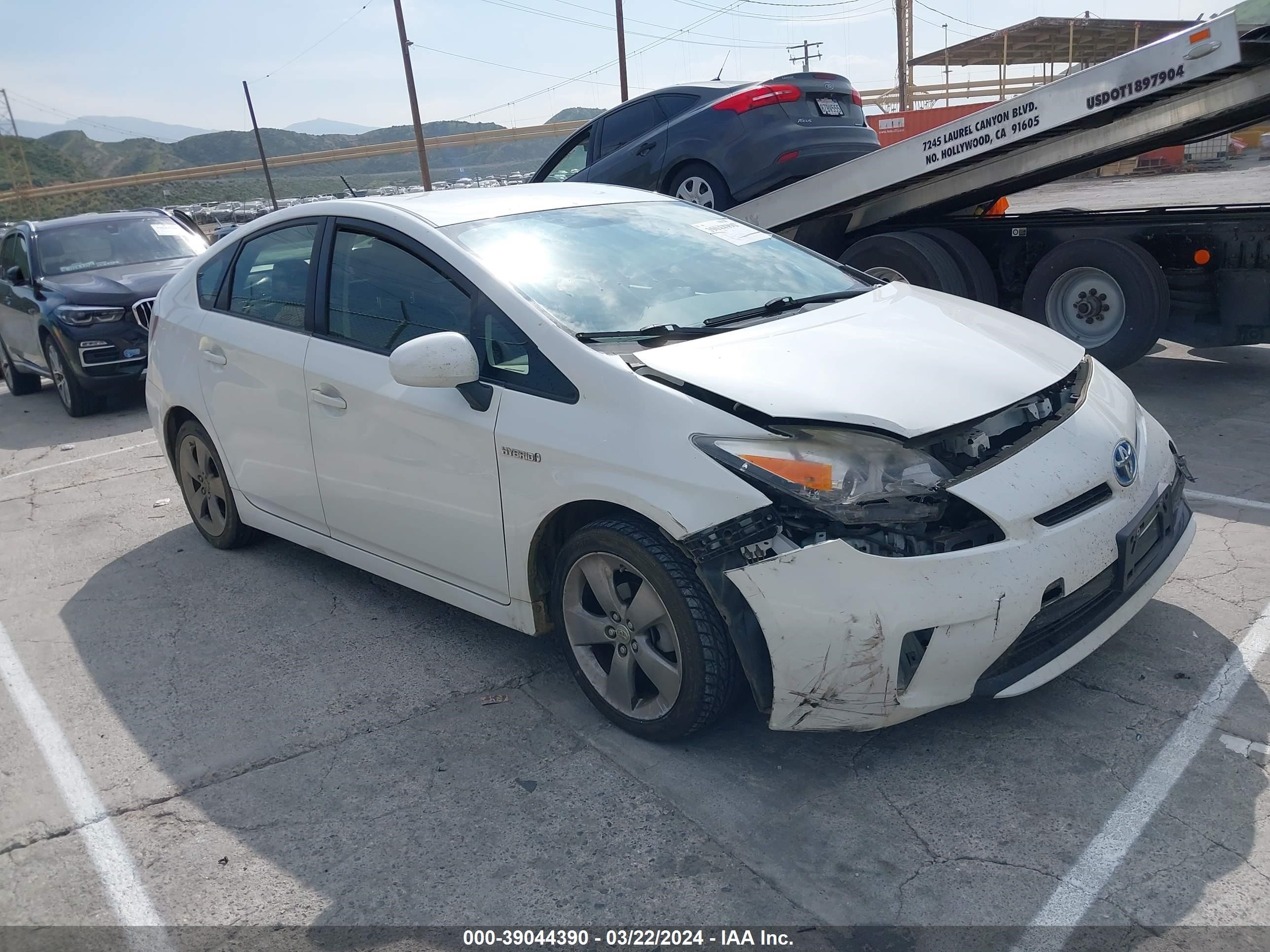 TOYOTA PRIUS 2013 jtdkn3du9d5609444