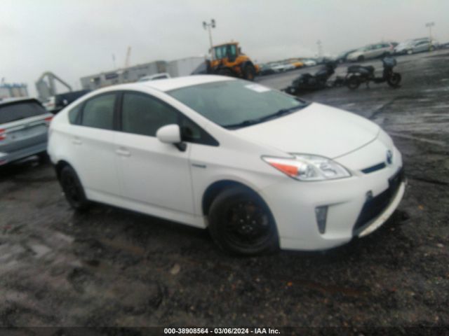 TOYOTA PRIUS 2015 jtdkn3du9f1943385