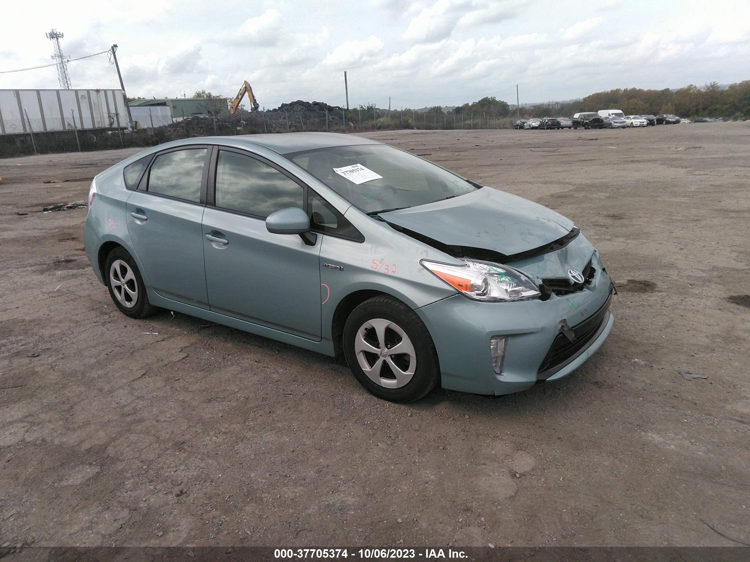 TOYOTA PRIUS 2015 jtdkn3du9f1992439