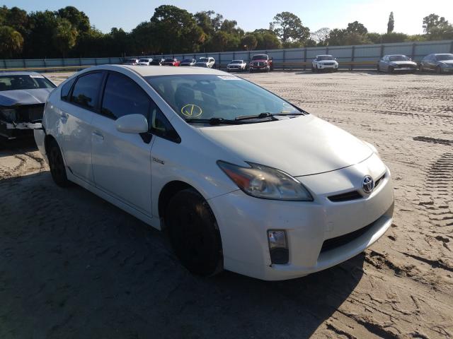 TOYOTA PRIUS 2011 jtdkn3duxb5272649