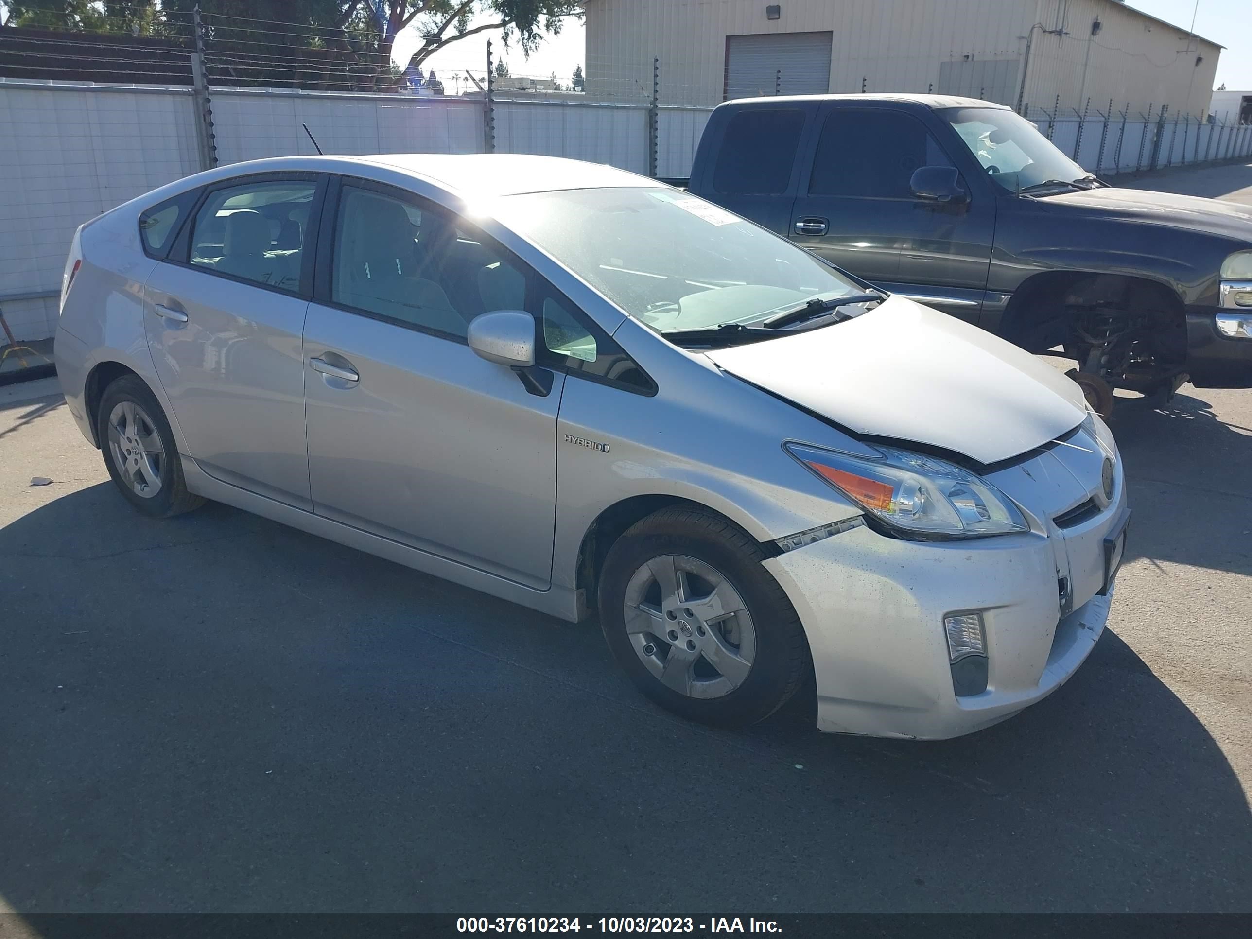 TOYOTA PRIUS 2011 jtdkn3duxb5329710