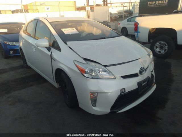 TOYOTA PRIUS 2015 jtdkn3duxf0477147